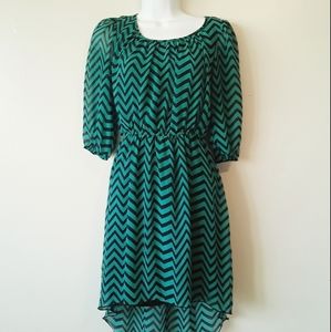 4/$20 Sweet storm zig zag green black dress